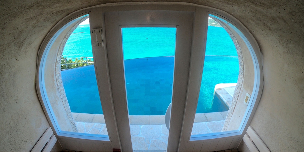 KAYATSUMA OKINAWA HOTEL & RESORT 那覇
