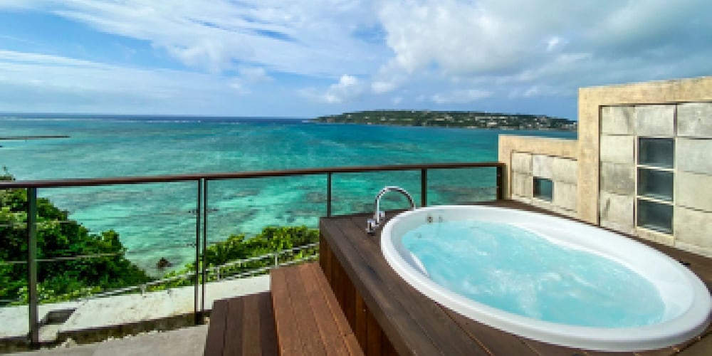 KAYATSUMA OKINAWA HOTEL & RESORT 那覇