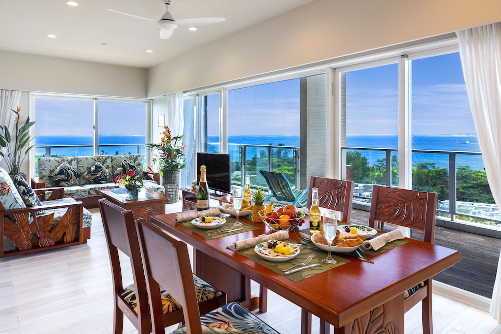 THE OCEAN VIEW CONDOMINIUM MOTOBU 那覇