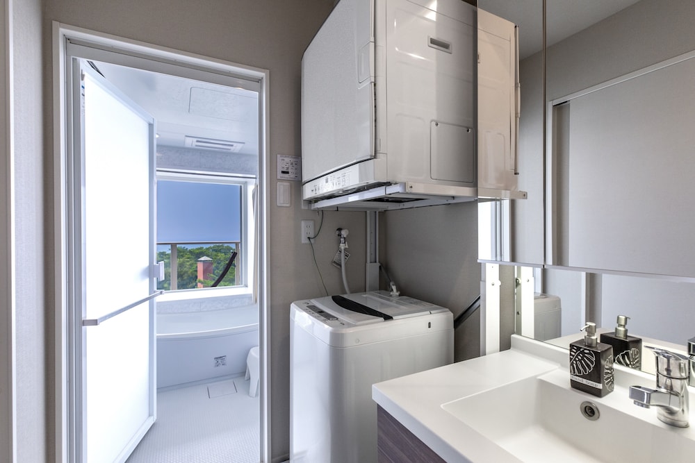 THE OCEAN VIEW CONDOMINIUM MOTOBU 那覇