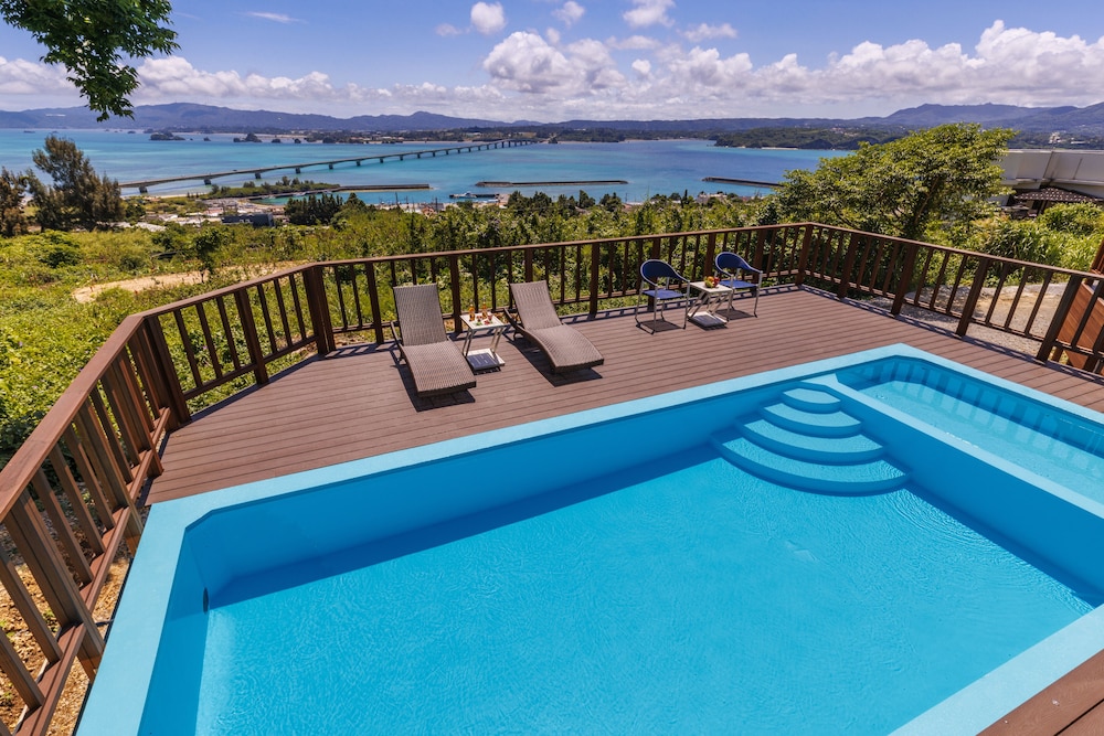 KOURI OCEAN MOON COTTAGE 那覇