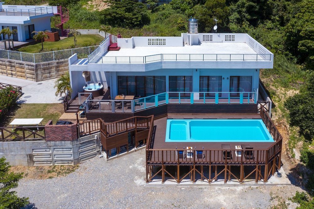 KOURI OCEAN MOON COTTAGE 那覇