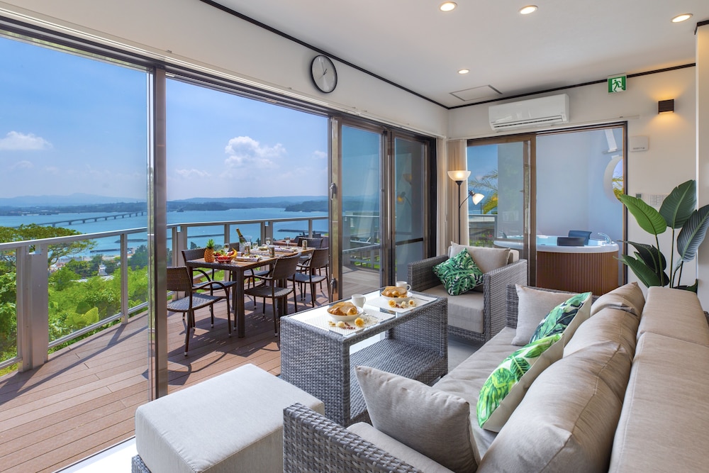 KOURI OCEAN MOON COTTAGE 那覇