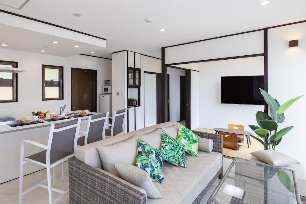 KOURI OCEAN MOON COTTAGE 那覇