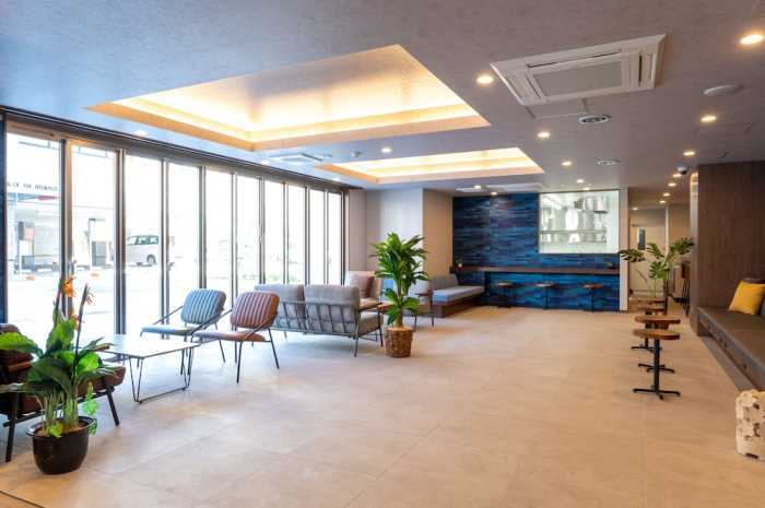 NAHA CRYSTAL HOTEL 那覇