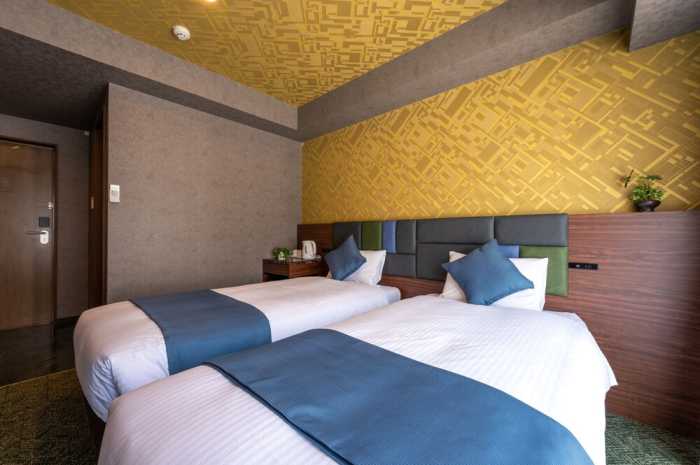 NAHA CRYSTAL HOTEL 那覇