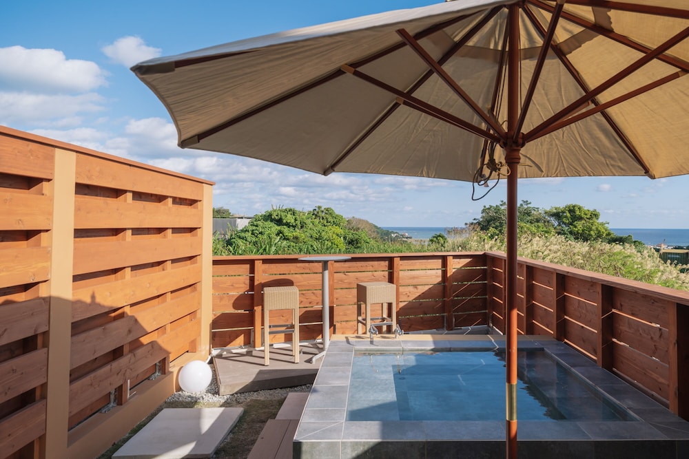 PRIVATE VILLA RESO南城〜EDEN〜 那覇