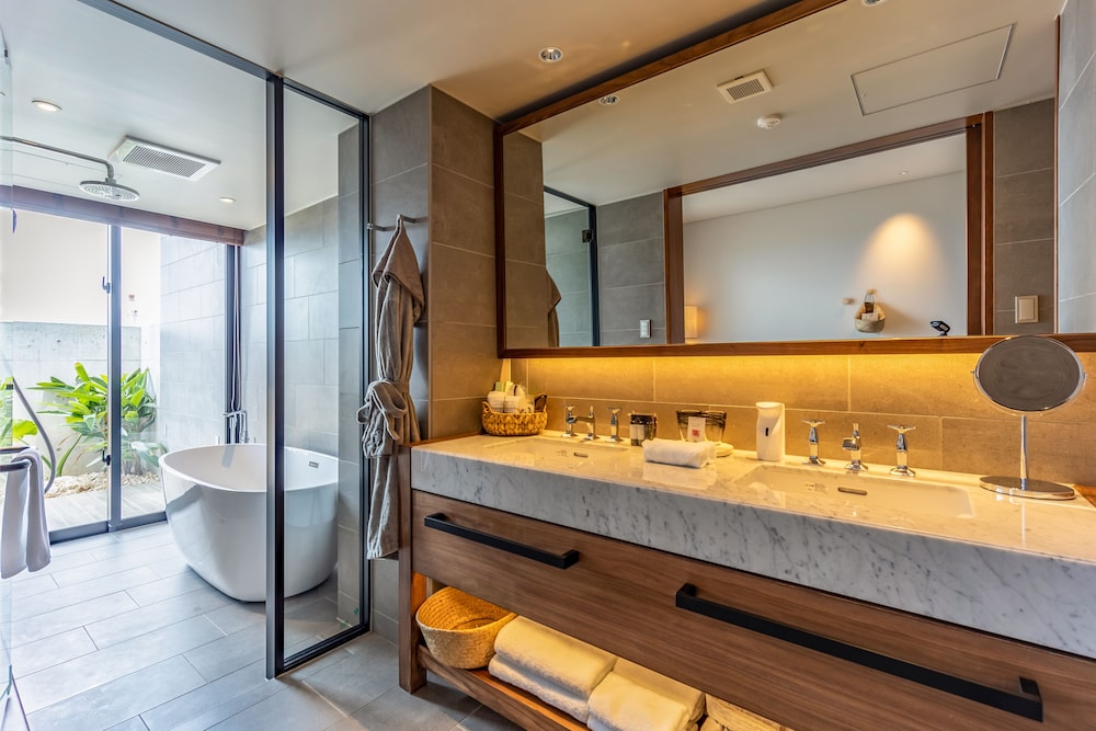 ONE SUITE THE GRAND 那覇