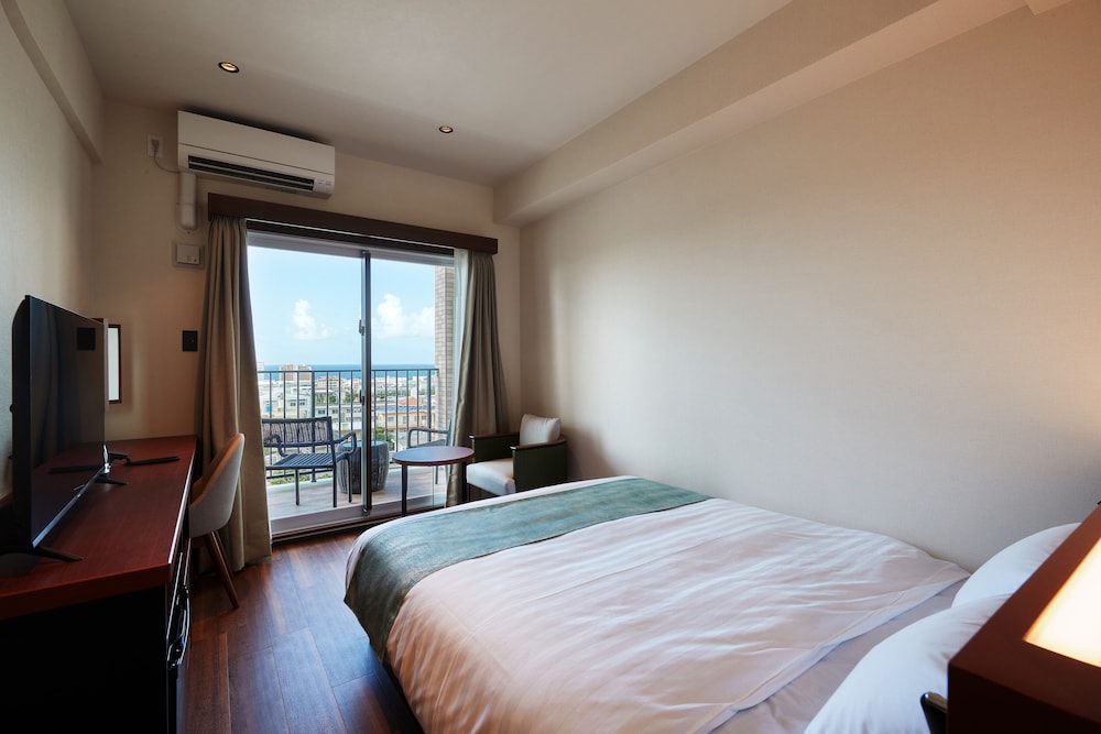 THE GRAND HOTEL GINOWAN 那覇
