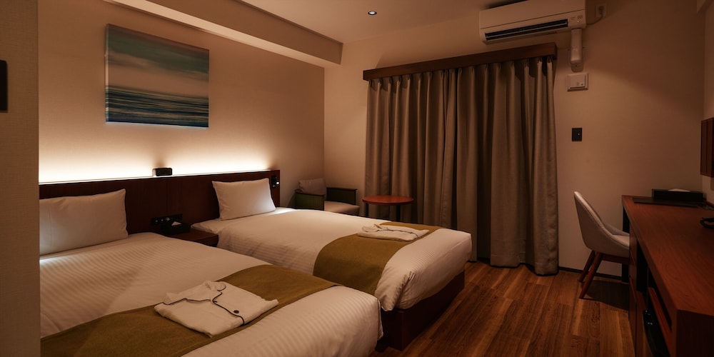 THE GRAND HOTEL GINOWAN 那覇