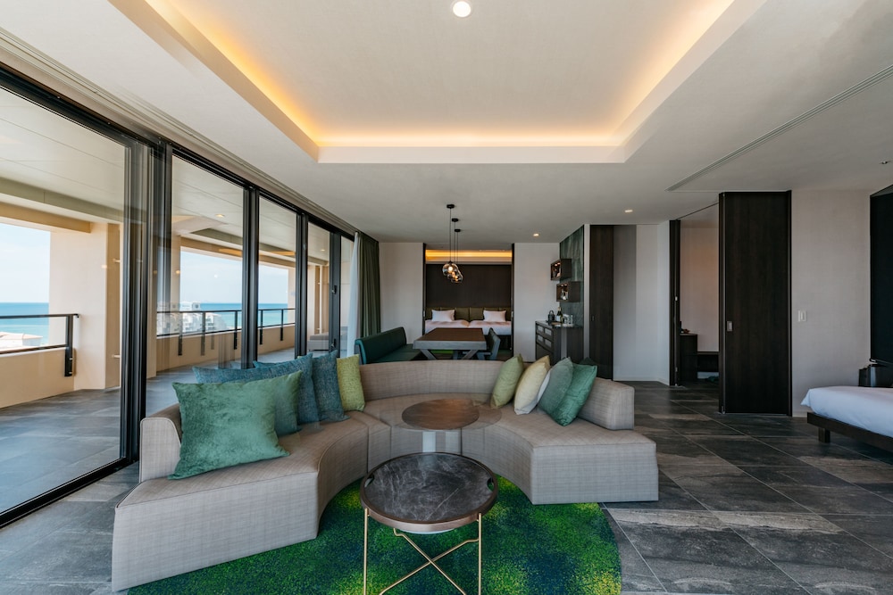 AQUASENSE HOTEL & RESORT 那覇