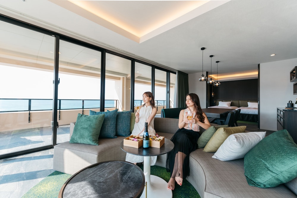 AQUASENSE HOTEL & RESORT 那覇