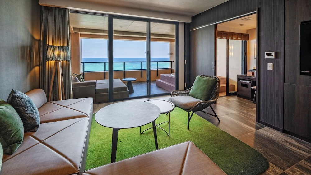 AQUASENSE HOTEL & RESORT 那覇