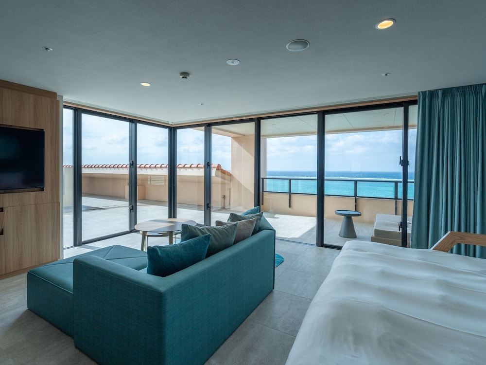 AQUASENSE HOTEL & RESORT 那覇