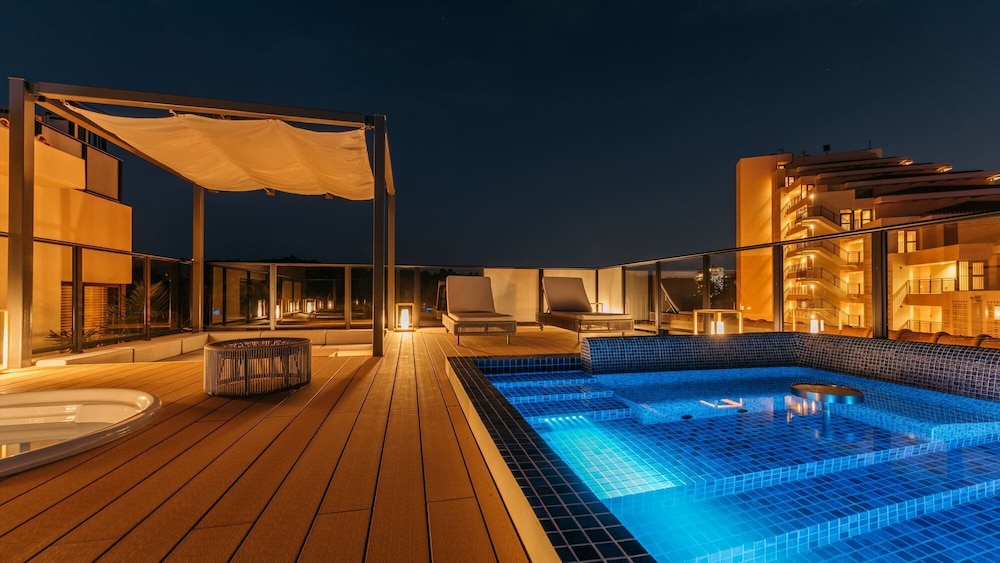 AQUASENSE HOTEL & RESORT 那覇