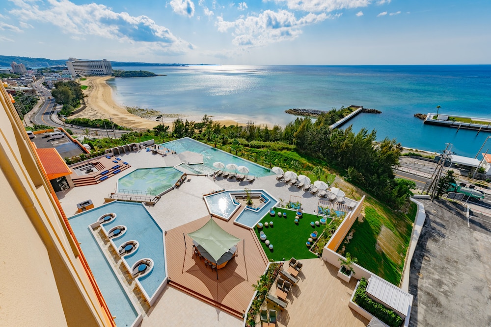 AQUASENSE HOTEL & RESORT 那覇