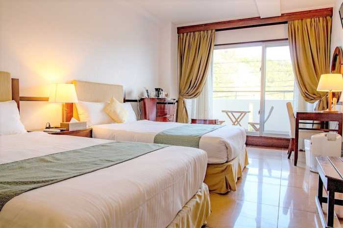 DOT HOTEL YANBARU 那覇