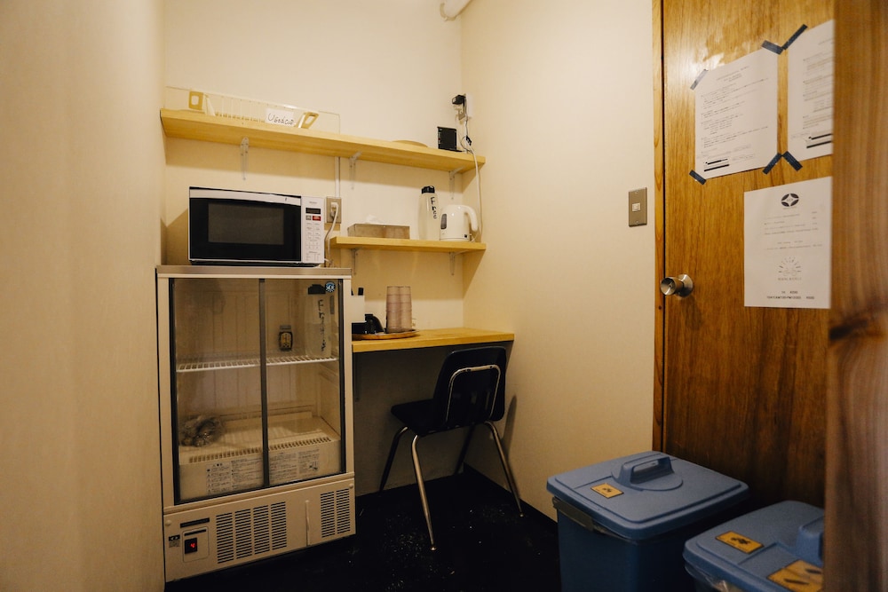 アイエン　コーヒーアンドホステル 那覇