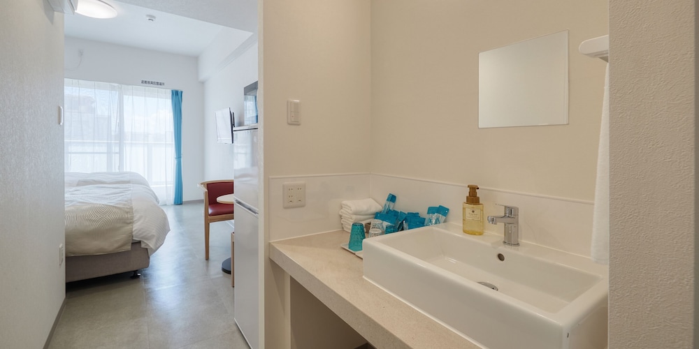 BIBI HOTEL NAHA KUME 那覇
