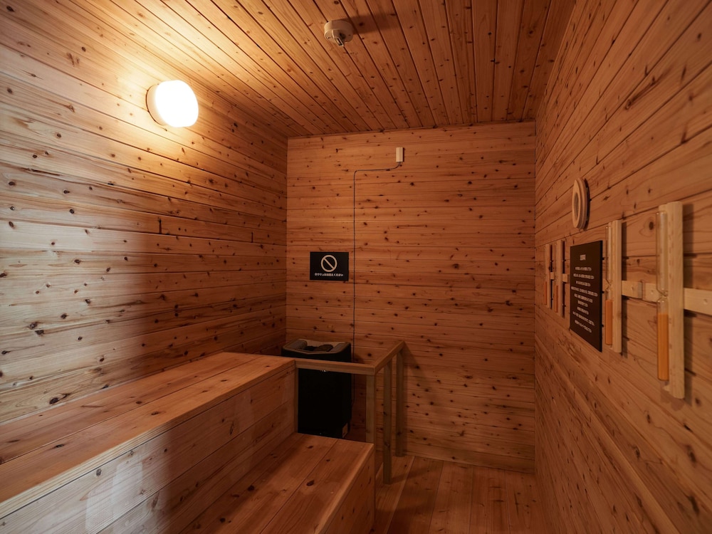 CABIN&HOTEL CONSTANT NAHA 那覇
