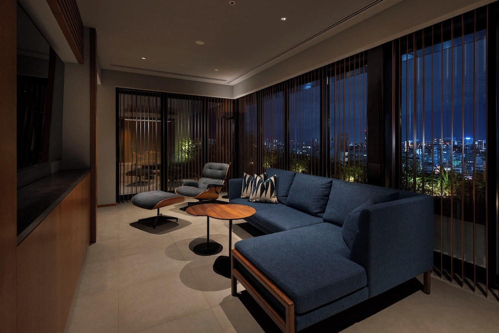 SOUTHWEST GRAND HOTEL 那覇