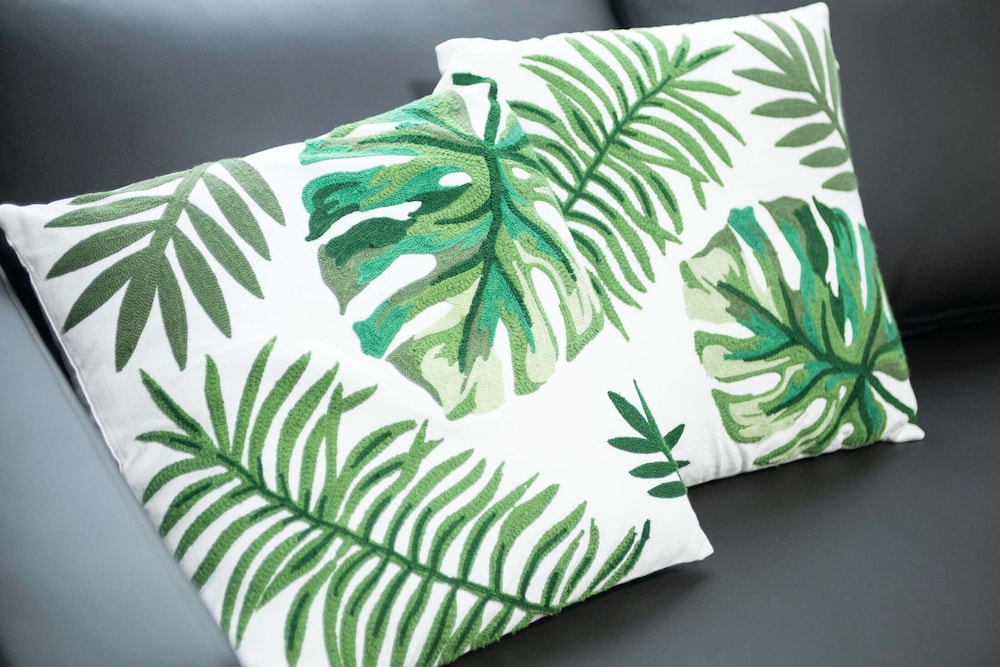 STAY INN FREE 那覇