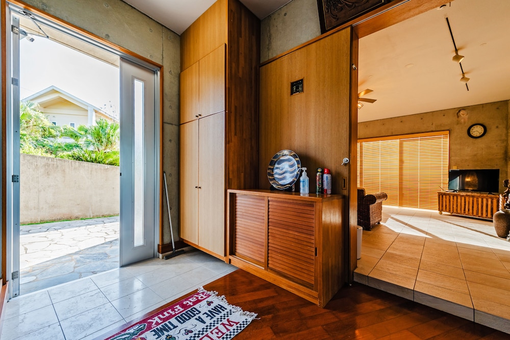 PINE HOUSE IN GINOZA 那覇