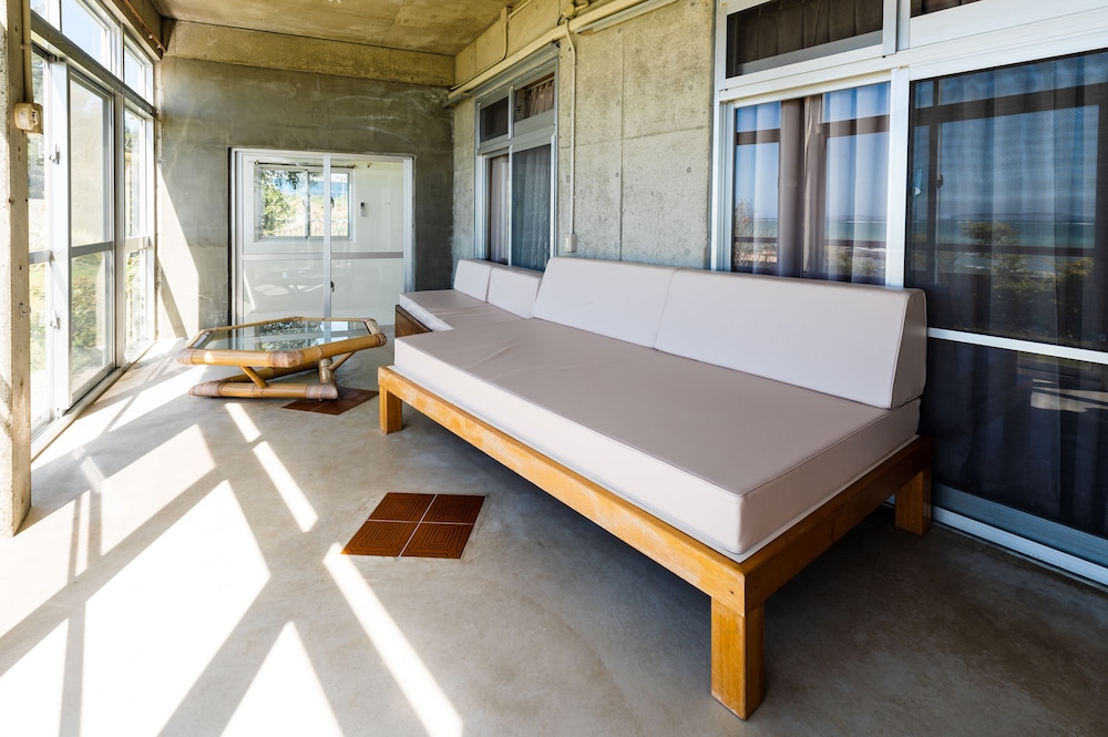 PINE HOUSE IN GINOZA 那覇