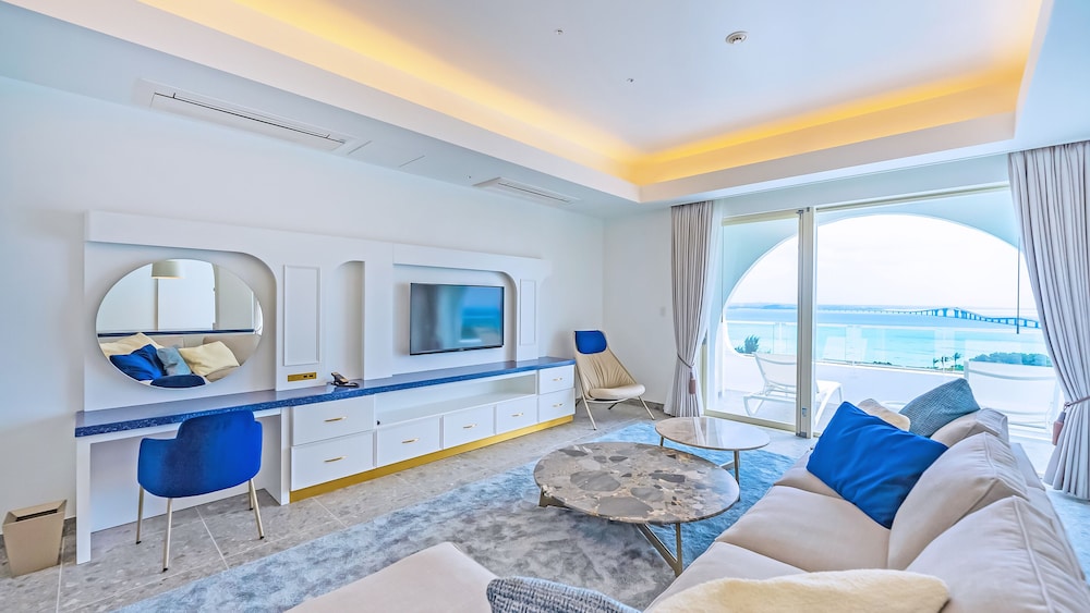 サントリーニ　HOTEL&VILLAS　宮古島 那覇