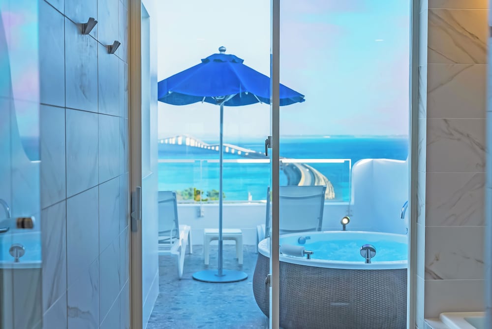 サントリーニ　HOTEL&VILLAS　宮古島 那覇