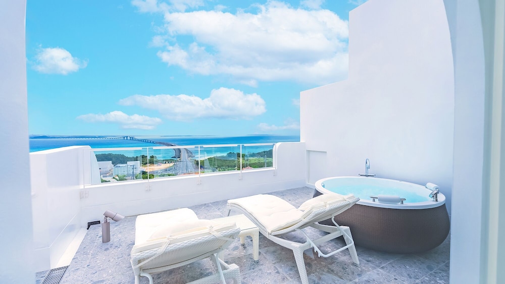 サントリーニ　HOTEL&VILLAS　宮古島 那覇