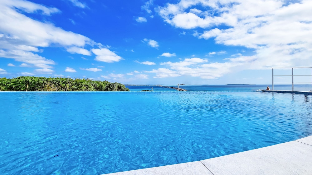 サントリーニ　HOTEL&VILLAS　宮古島 那覇