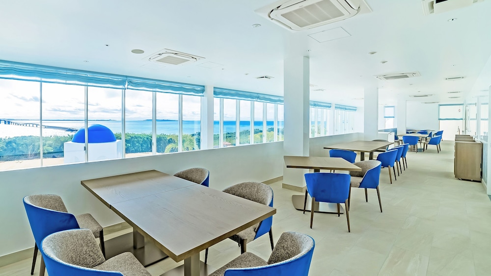 サントリーニ　HOTEL&VILLAS　宮古島 那覇