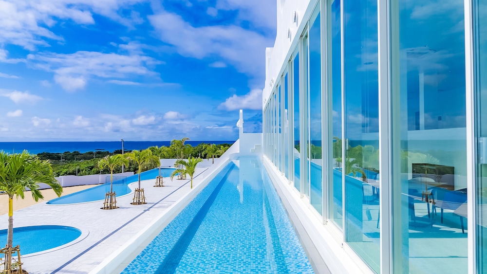 サントリーニ　HOTEL&VILLAS　宮古島 那覇