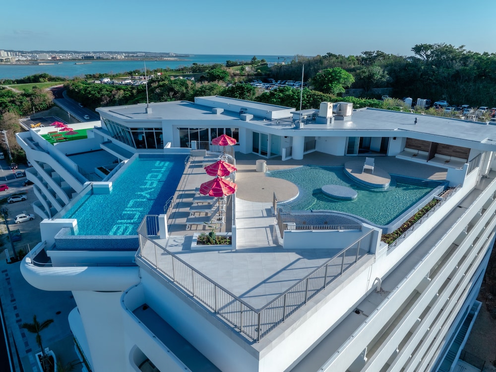 STORYLINE 瀬長島 那覇