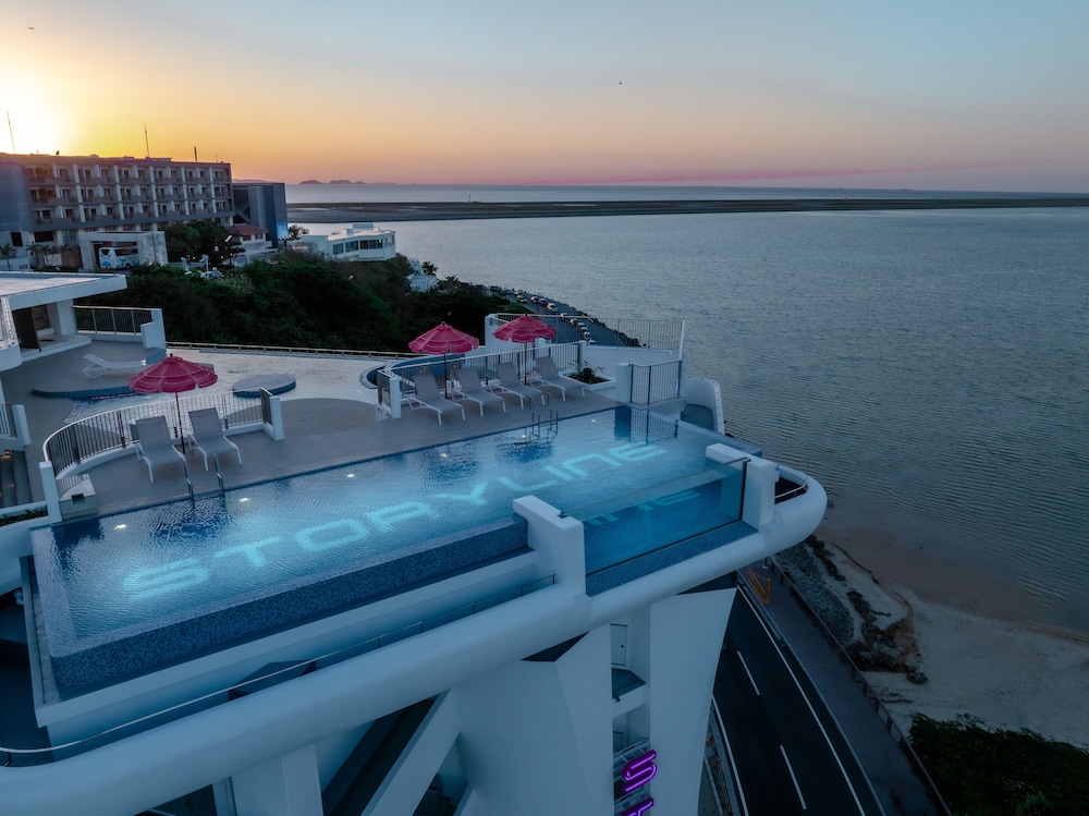 STORYLINE 瀬長島 那覇