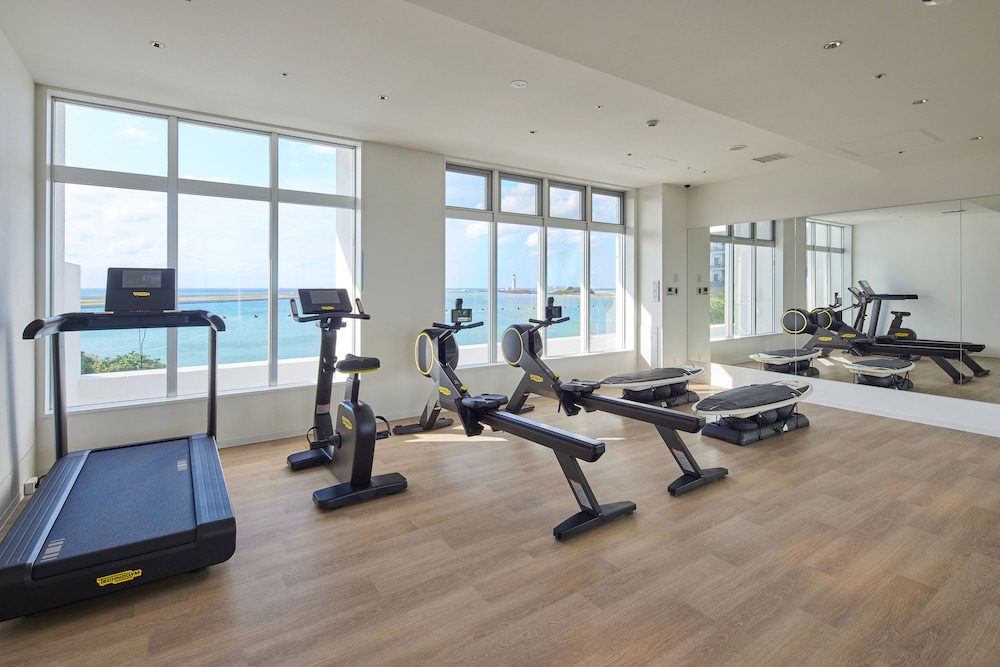 STORYLINE 瀬長島 那覇