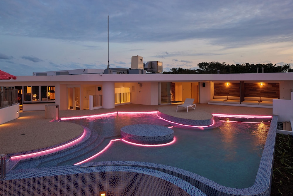 STORYLINE 瀬長島 那覇