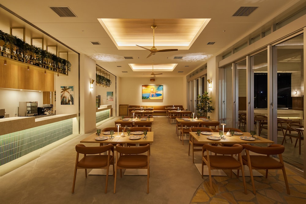 STORYLINE 瀬長島 那覇