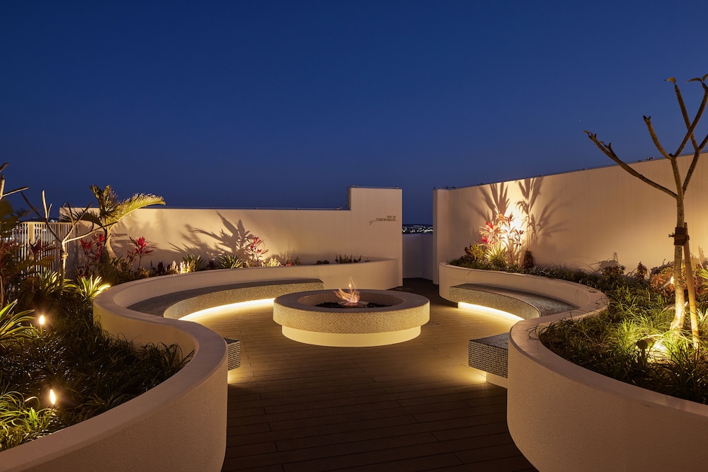 STORYLINE 瀬長島 那覇