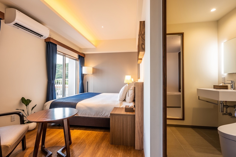 サンメール座間味 那覇