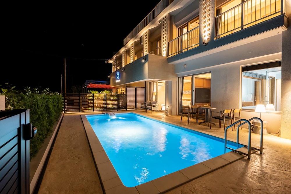 サンメール座間味 那覇