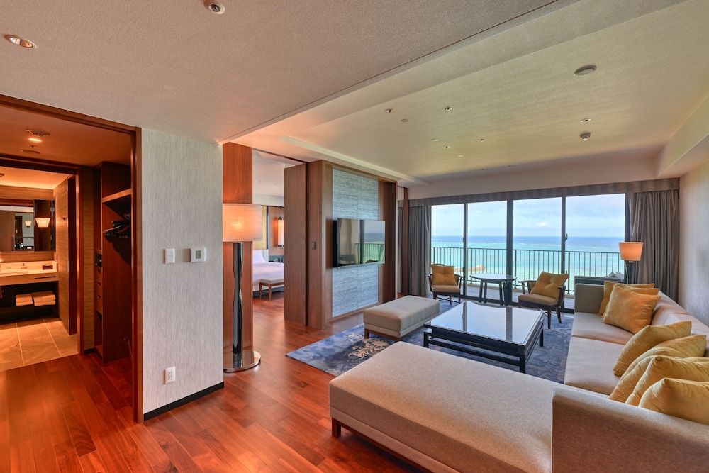 琉球ホテル & リゾート 名城ビーチ 那覇