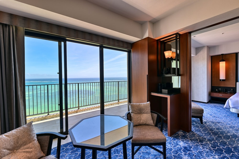 琉球ホテル & リゾート 名城ビーチ 那覇