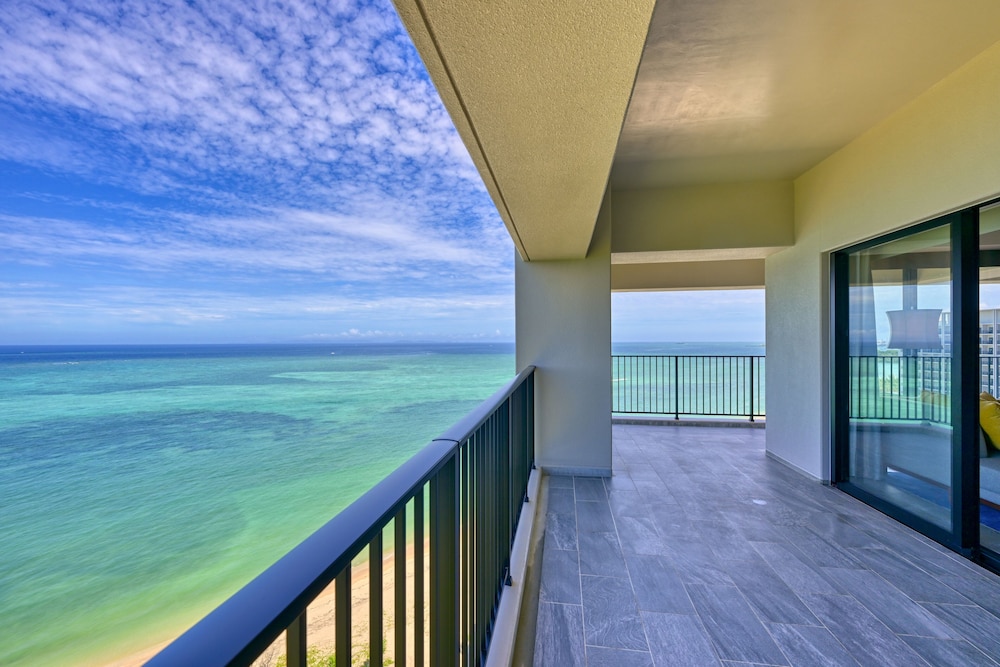 琉球ホテル & リゾート 名城ビーチ 那覇