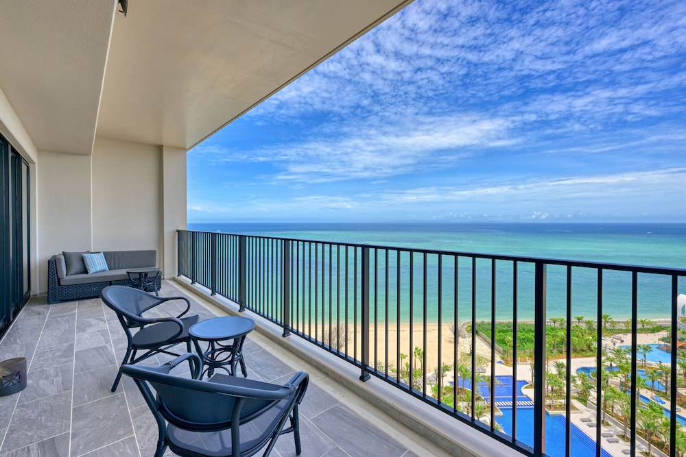 琉球ホテル & リゾート 名城ビーチ 那覇