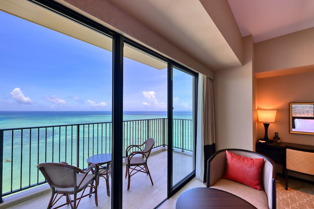 琉球ホテル & リゾート 名城ビーチ 那覇