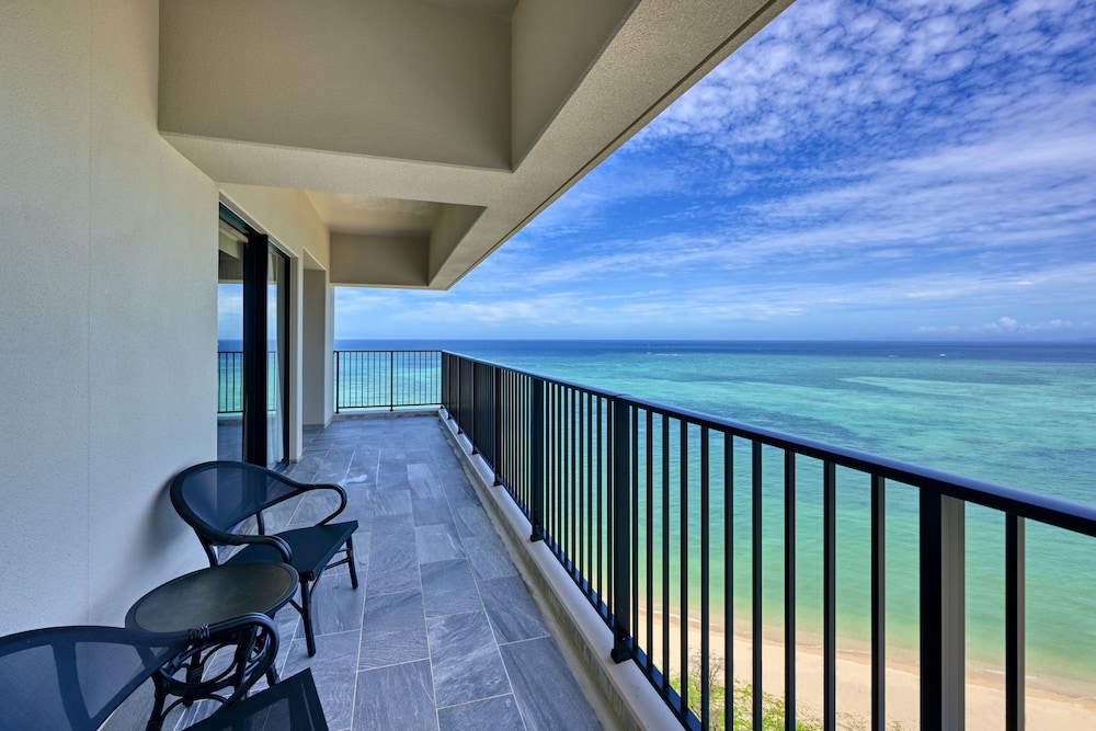 琉球ホテル & リゾート 名城ビーチ 那覇