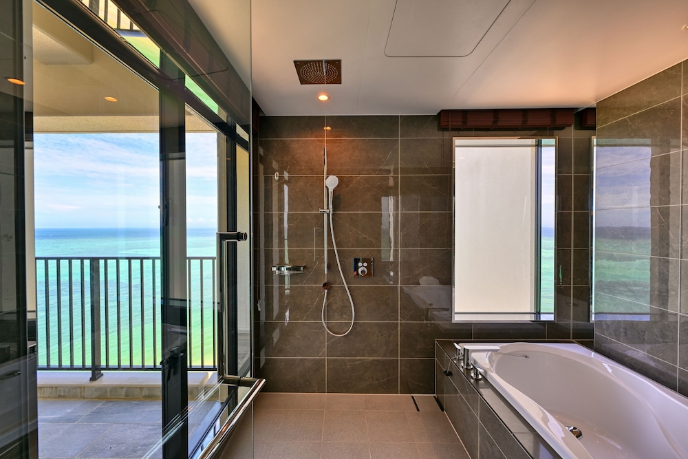 琉球ホテル & リゾート 名城ビーチ 那覇