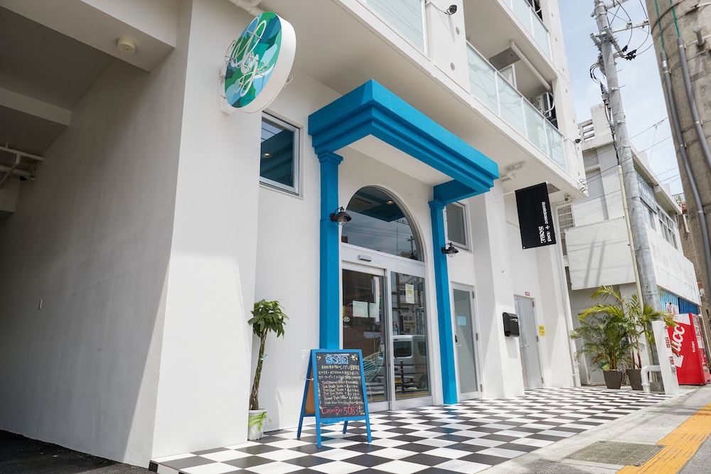 GLORY ISLAND OKINAWA -SOBE- 那覇
